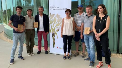 Les Trophées Paysagistes pour l’Environnement récompensent des professionnels du paysage, publics et privés, pour leur engagement dans une démarche de développement durable qui contribue au respect de l’environnement. ©Pellenc